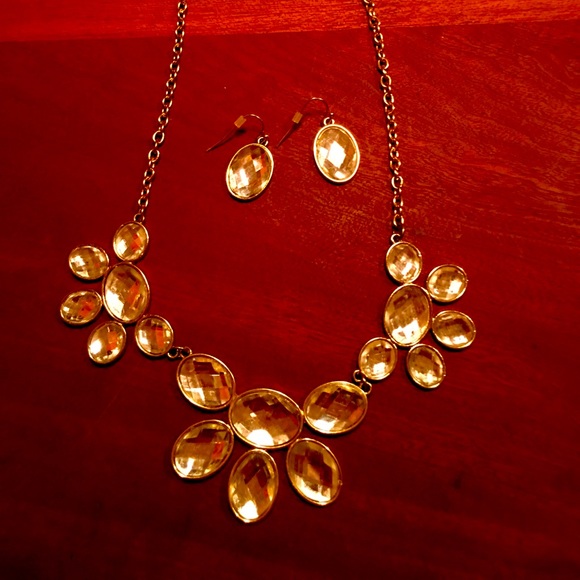 Charming Charlie Jewelry - Charming Charlie gold tone necklace with matching earrings